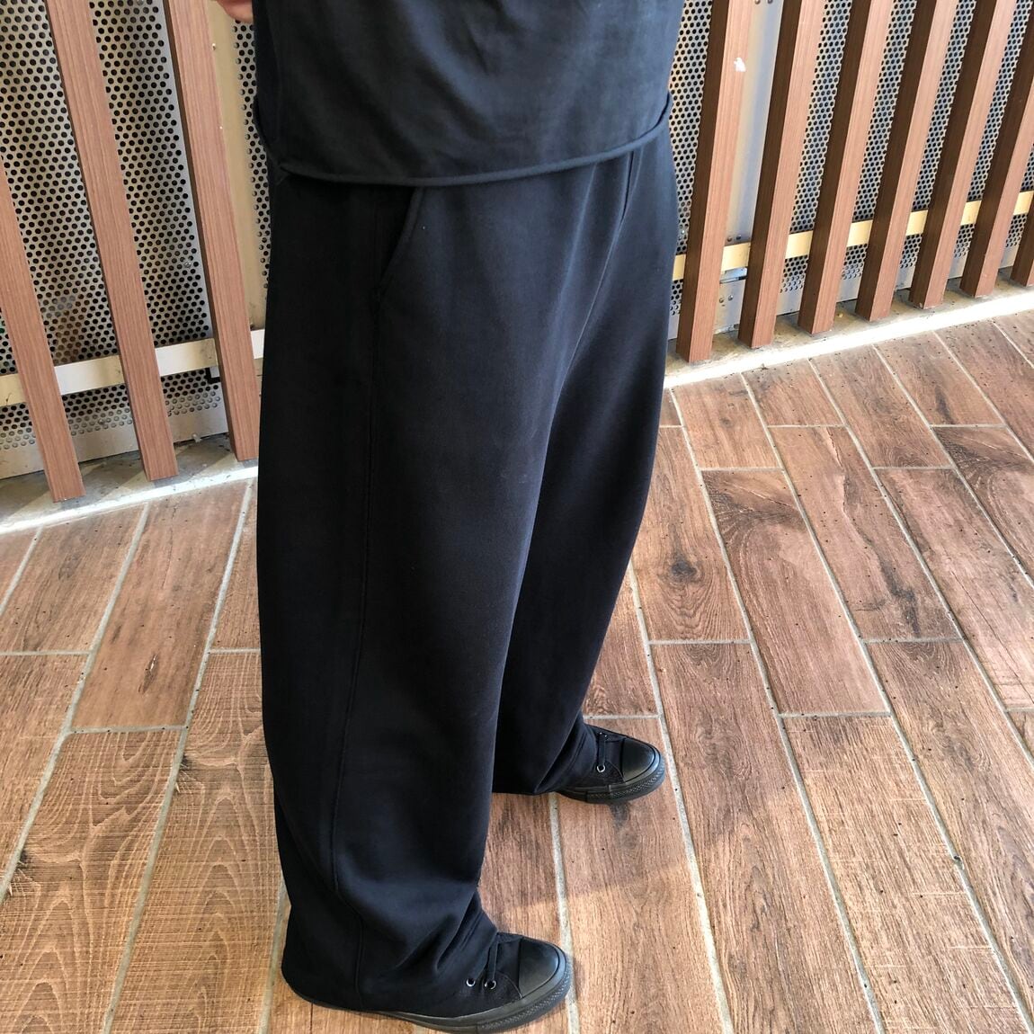 男性スタッフ4