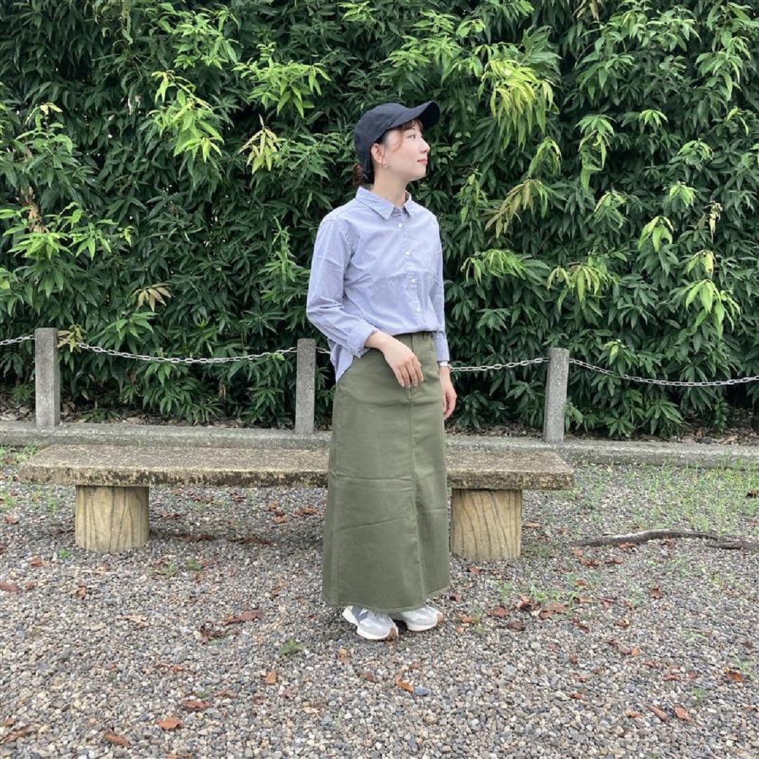 婦人　正面
