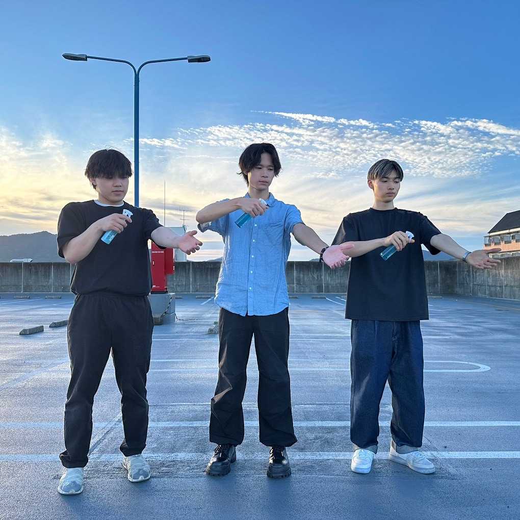 3人①
