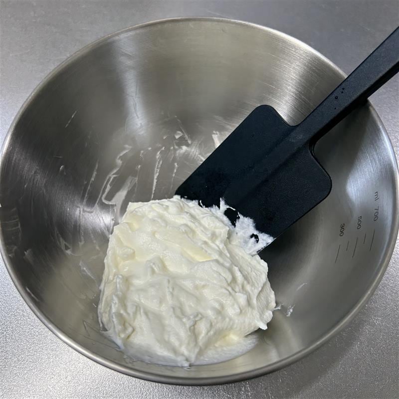 ボウルとスパチュラ