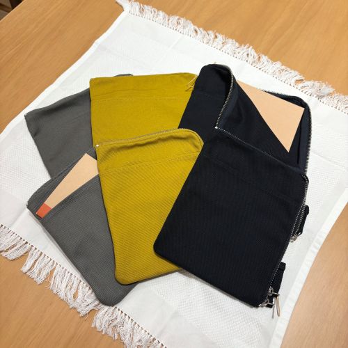 無印良品の帆布でできたノートケース