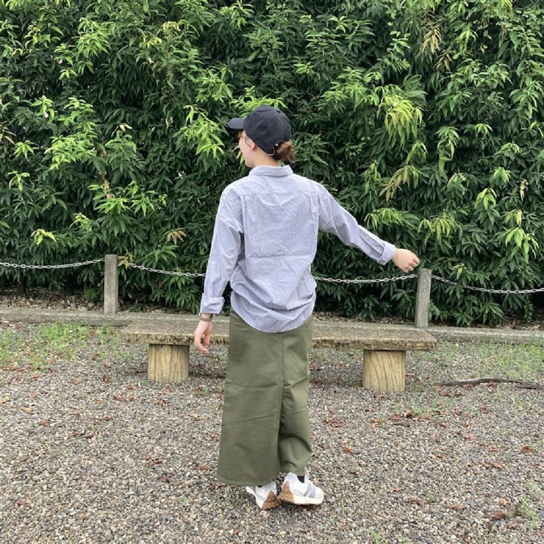 婦人　横