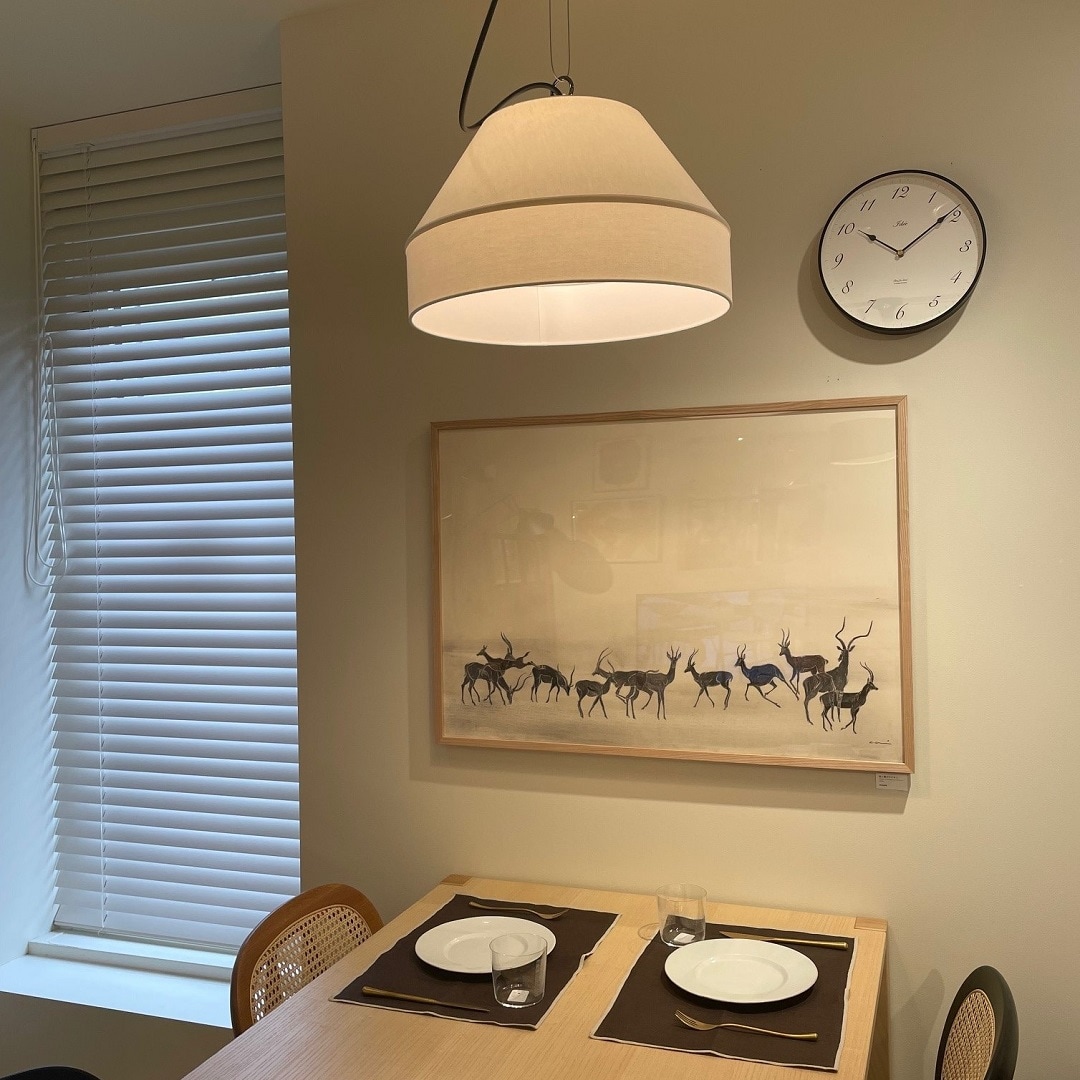 ・本文画像3：046052‗20251015‗01‗01　coricci原画展『ひかりのかげ』巡回開催中