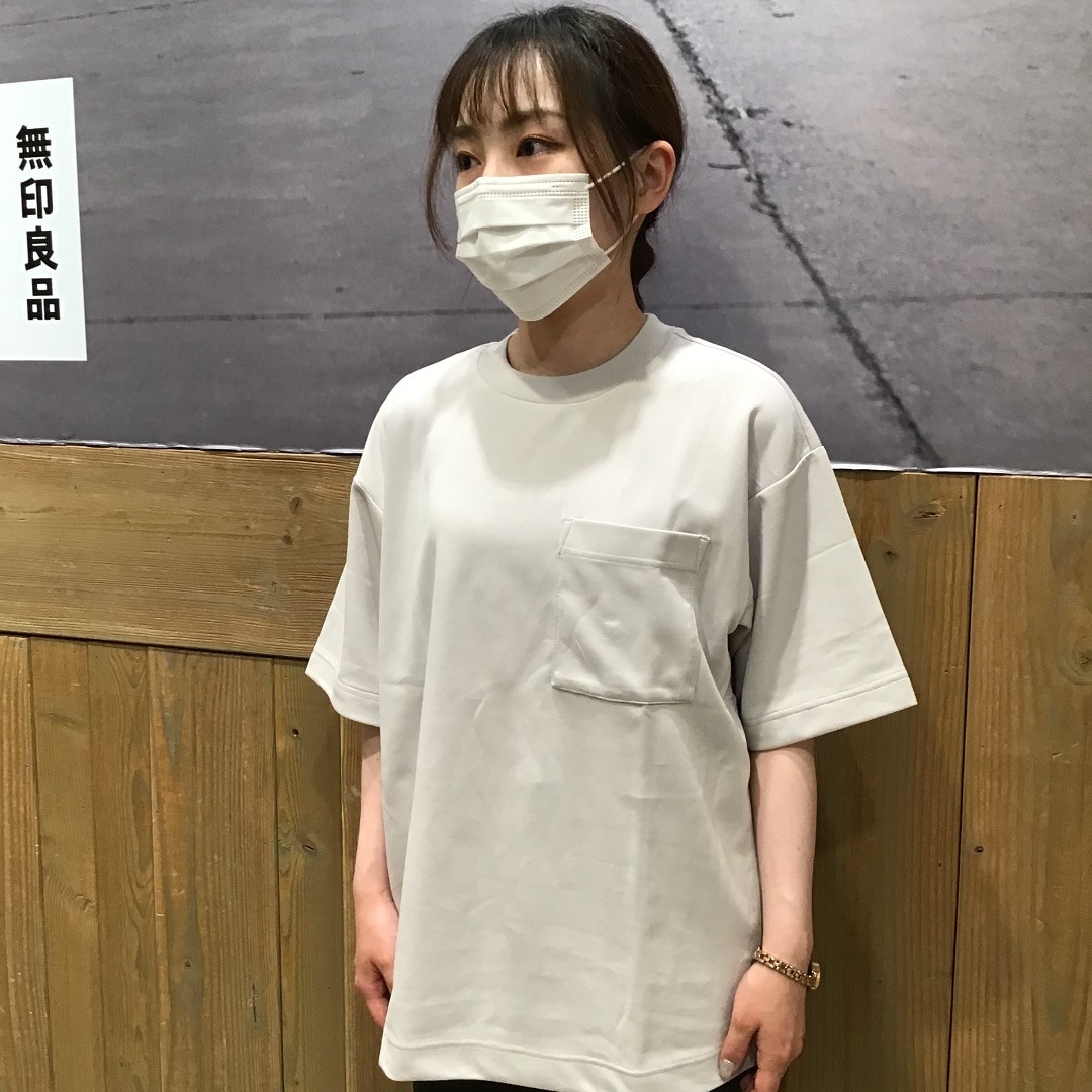 Tシャツで涼しく過ごす