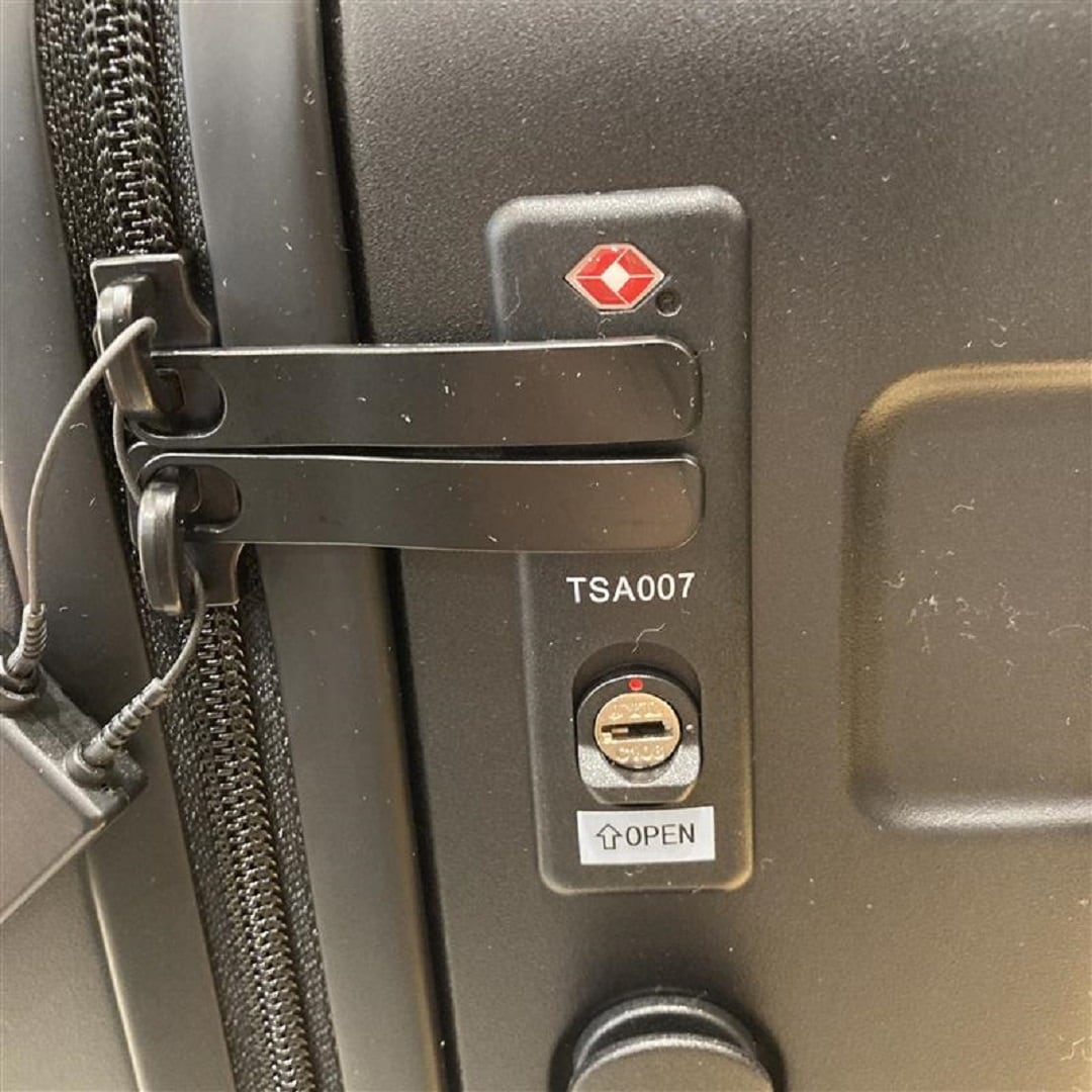 キャリーケース3