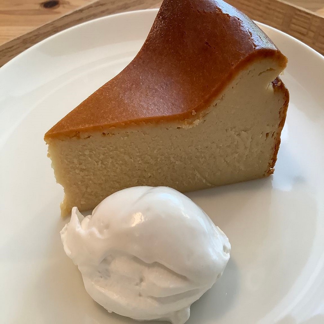 チーズケーキ