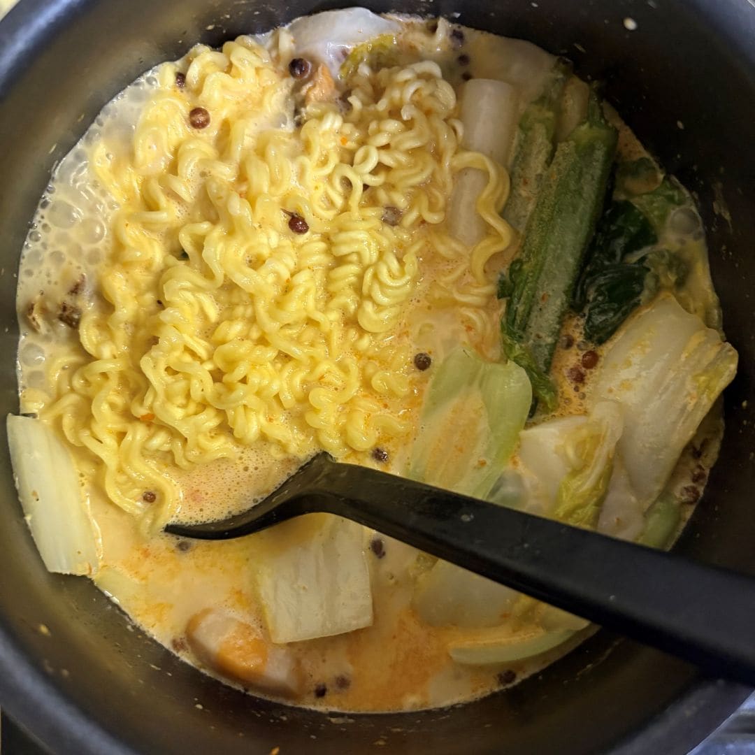 【アリオ倉敷】ひとり分からつくれる鍋の素　胡麻味噌担々鍋で作る麻辣担_n9yBU0