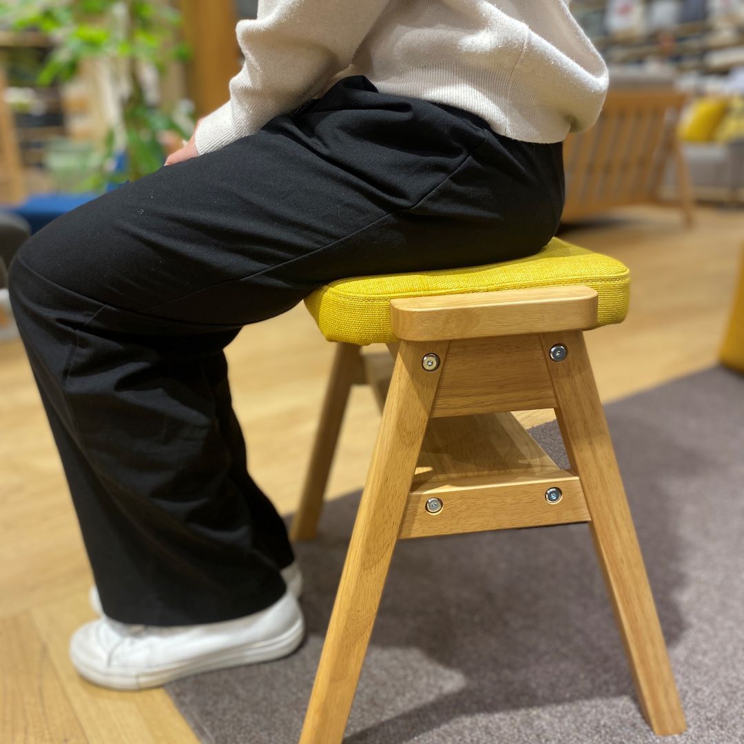 【イオンモール広島府中】 「残反をつかったスタッキングスツール」のご紹介