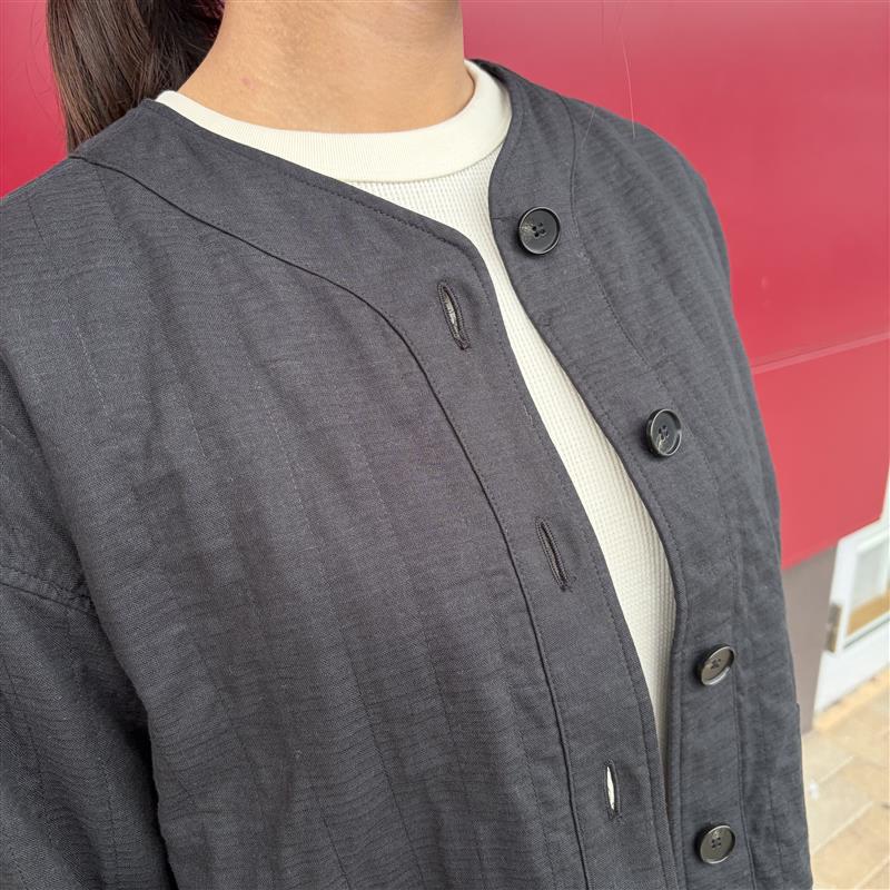 スタッフスナップ胸元