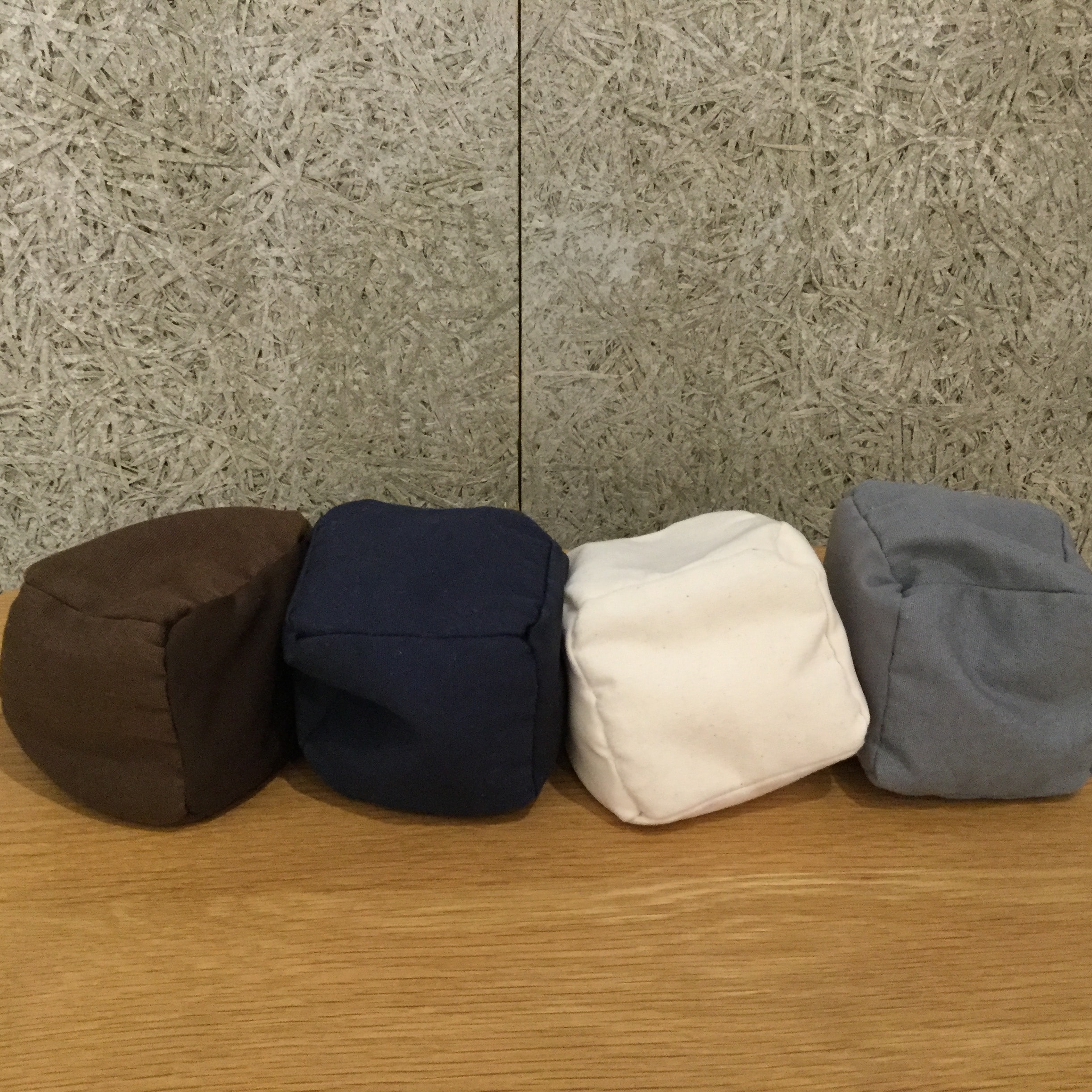 4色