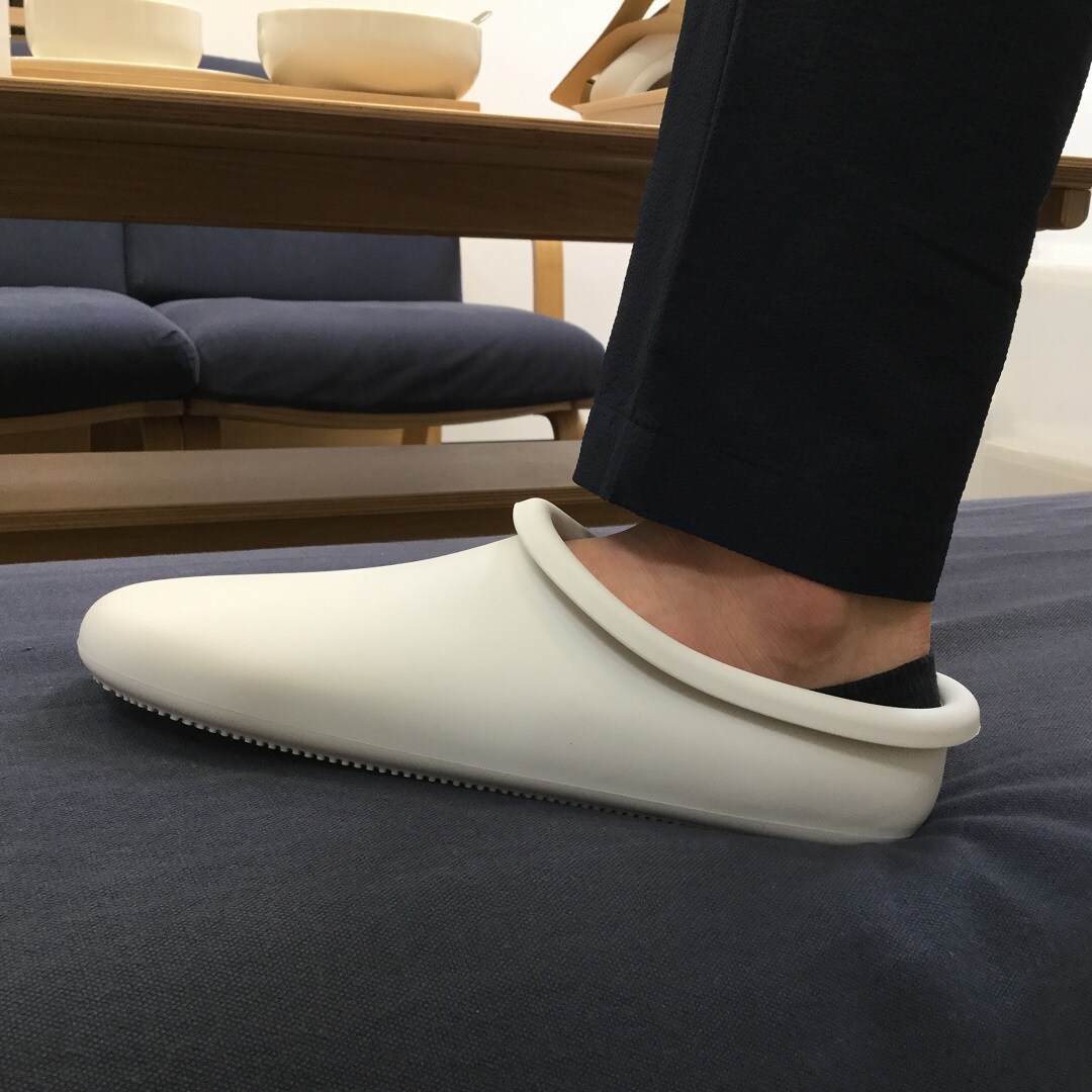 有名な高級ブランド シリコーンバススリッパ 約２３．０‐２６．０ｃｍ