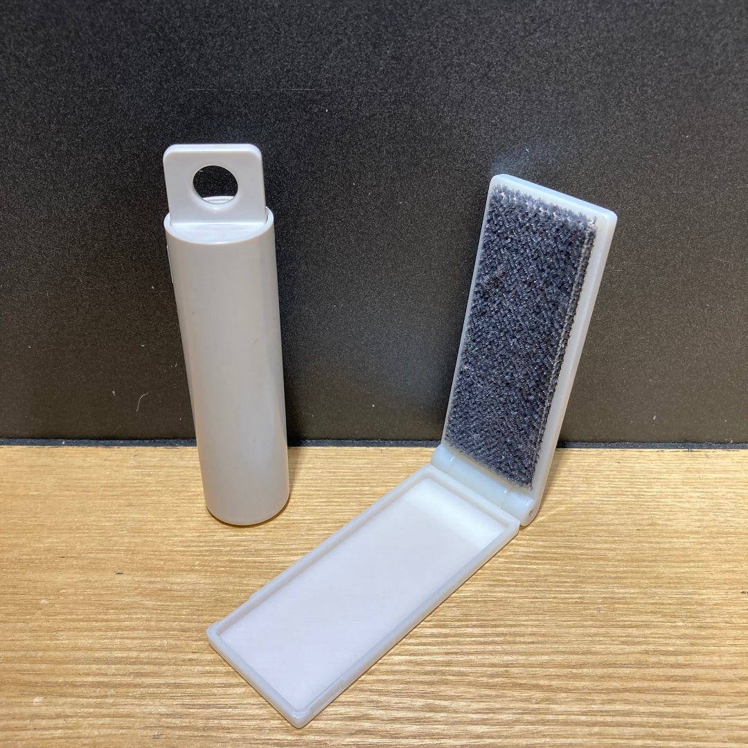 【MUJI to GO 成田国際空港第１ターミナル】外出先でもさっと整う。衣類のケア用品