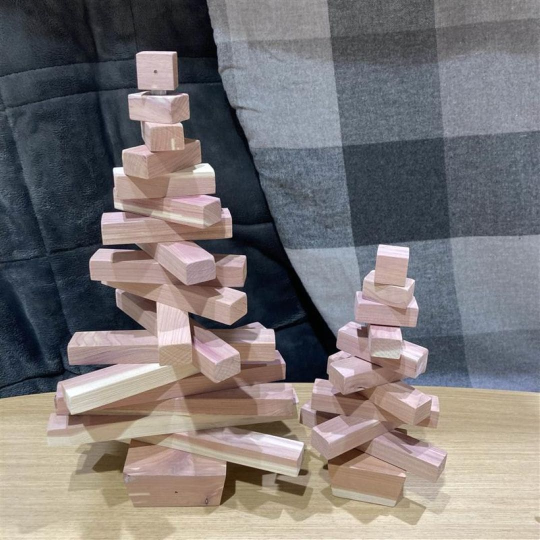 レッドシダーツリー