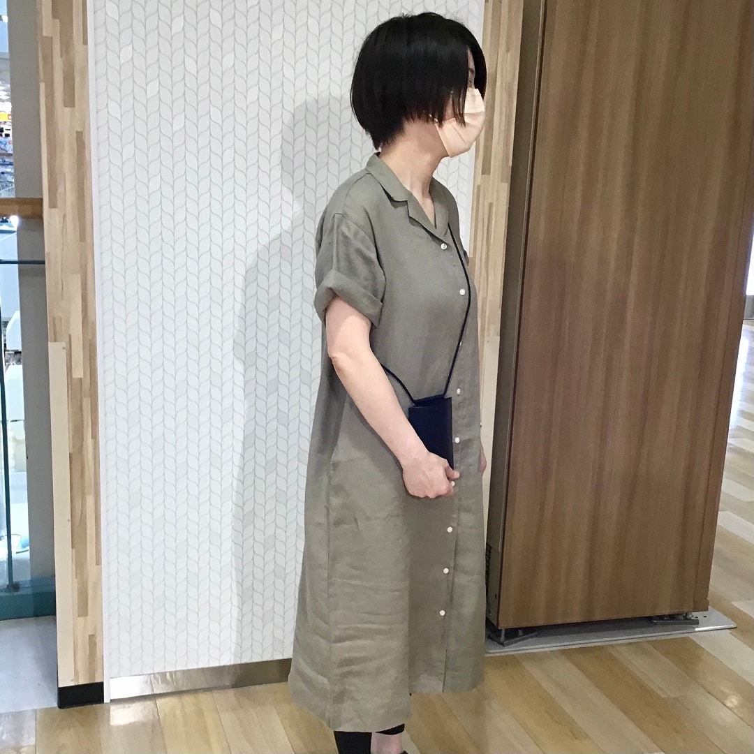 開襟ワンピース