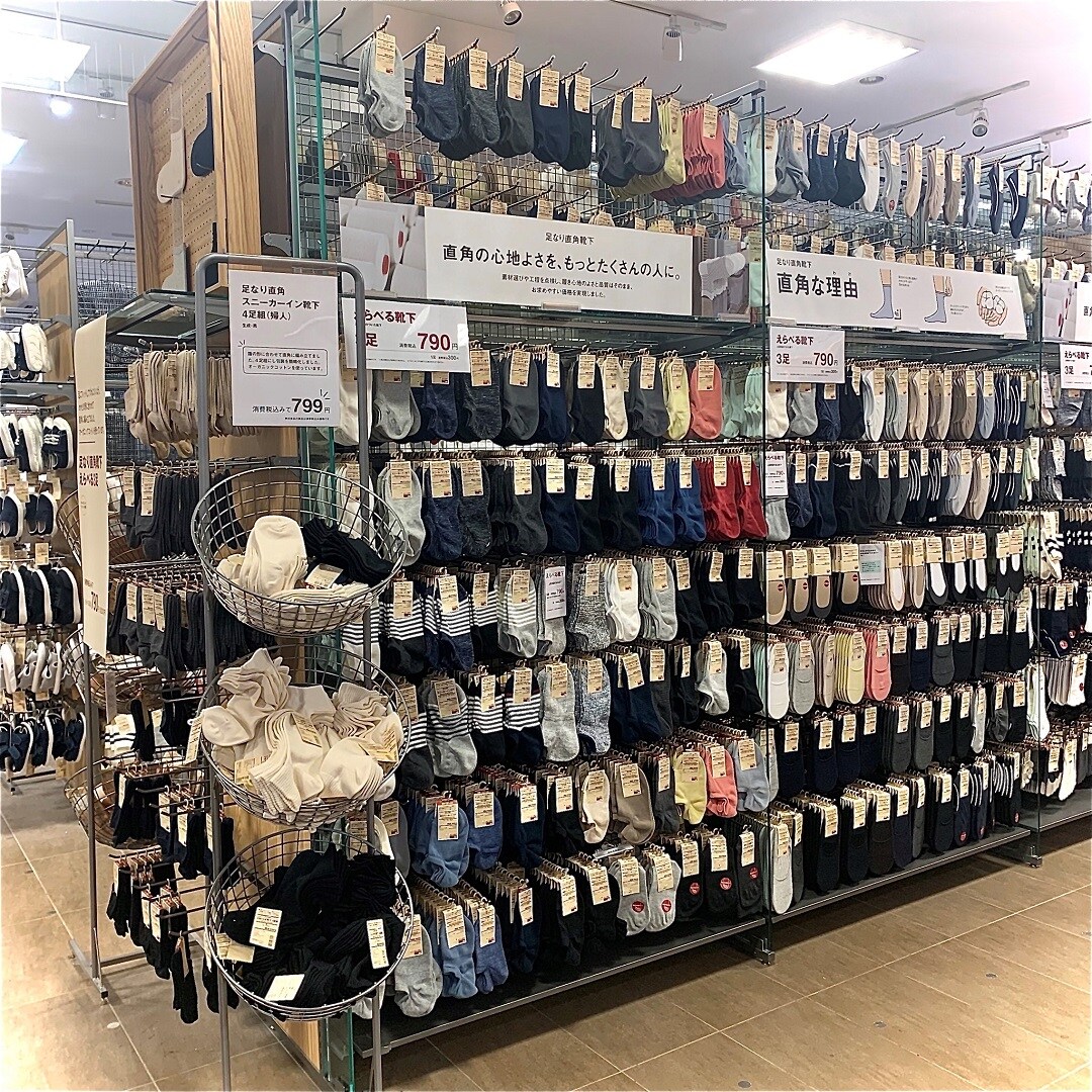 【たまプラーザテラス】スニーカーイン靴下売場