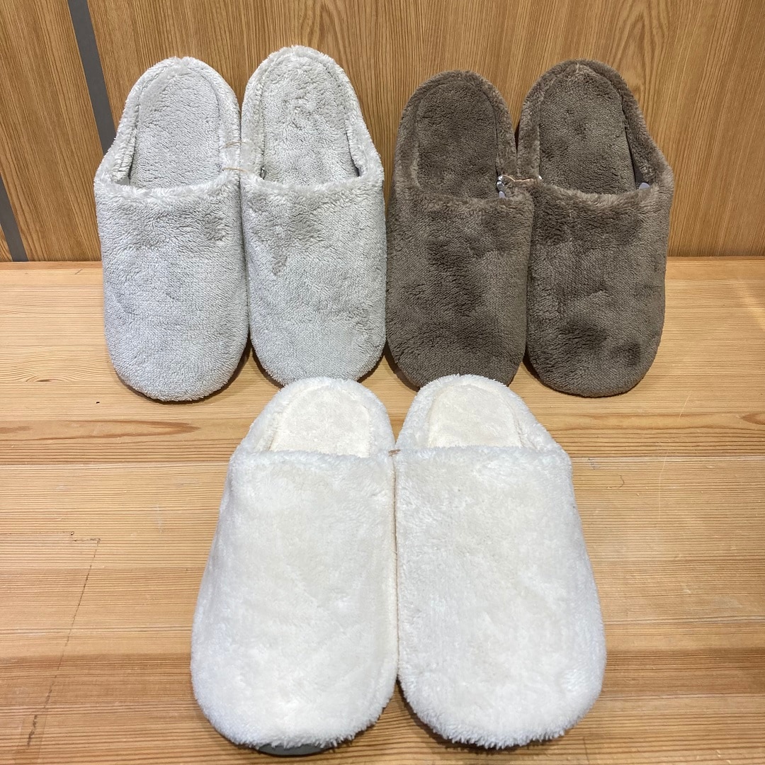 アピタ阿久比　あたたかスリッパ