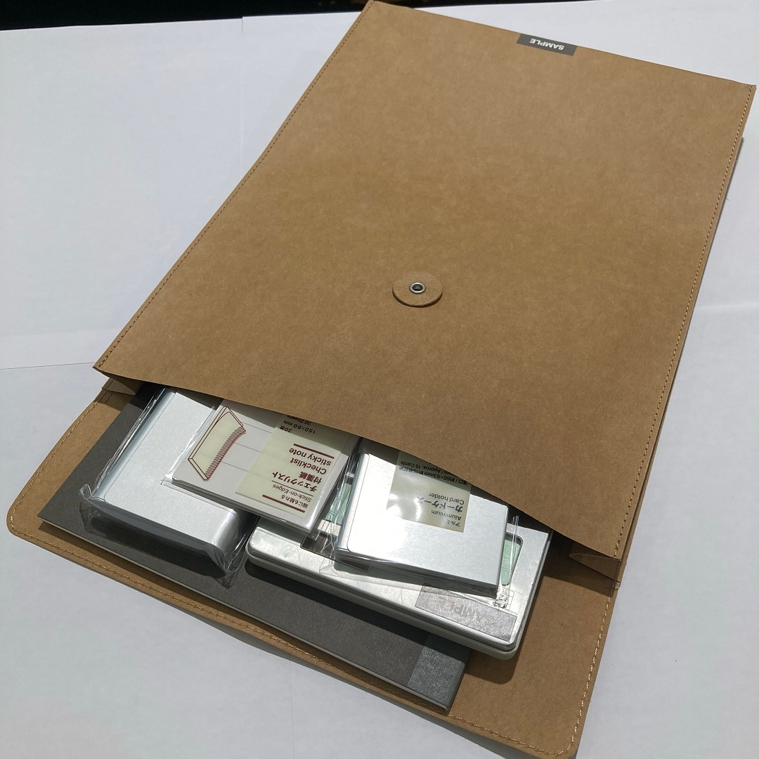 書類ケースマチ付き