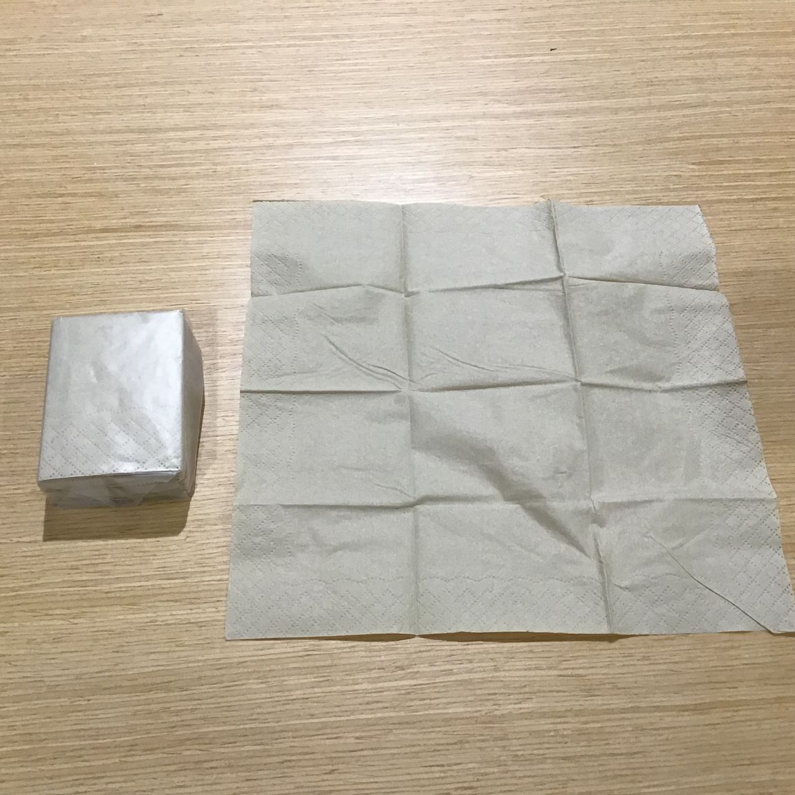 携帯用ペーパーナプキン