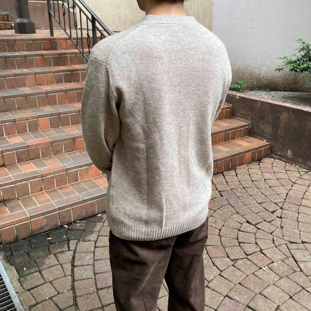 男性スタッフコーデュロイパンツ着用画像⑤