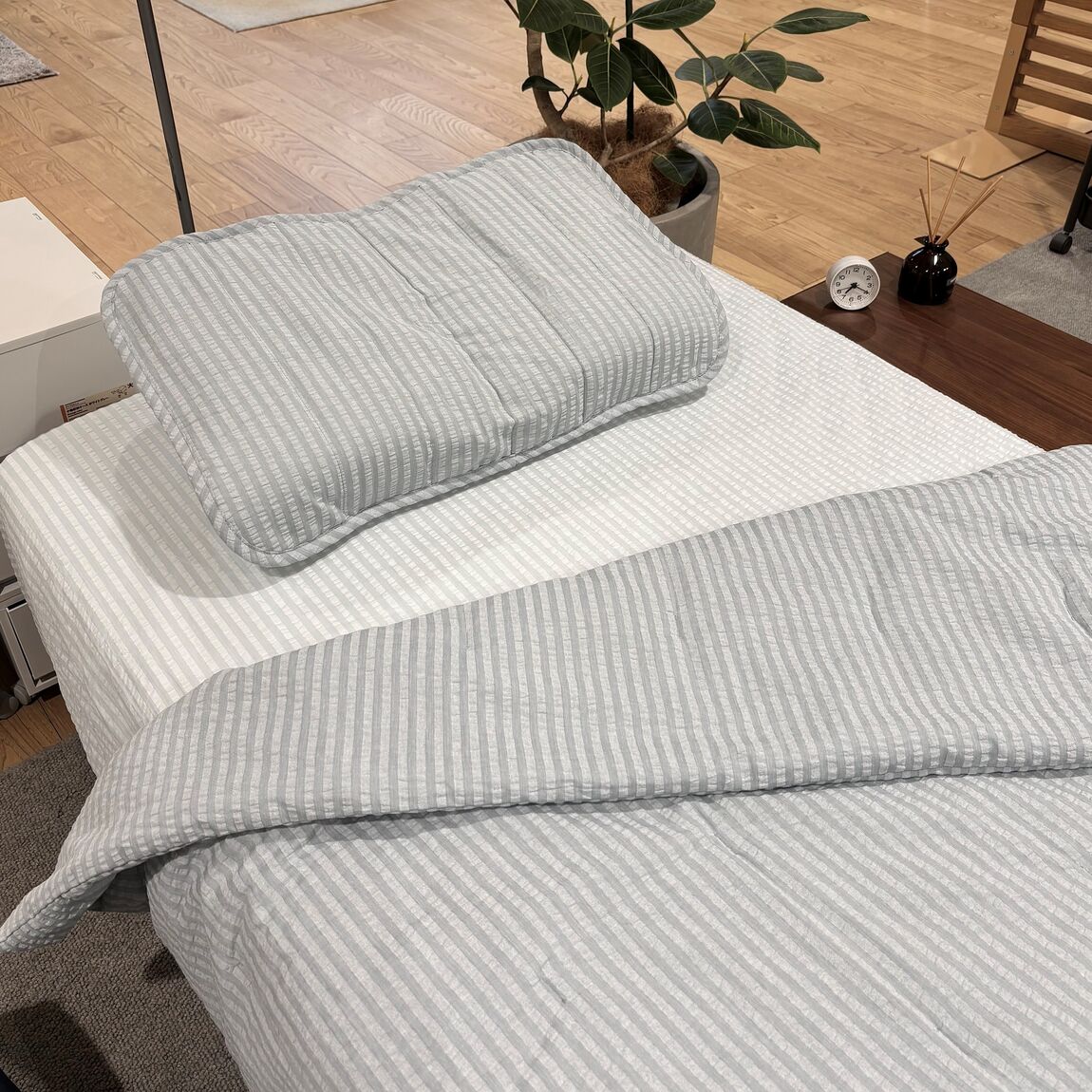サッカー織寝具