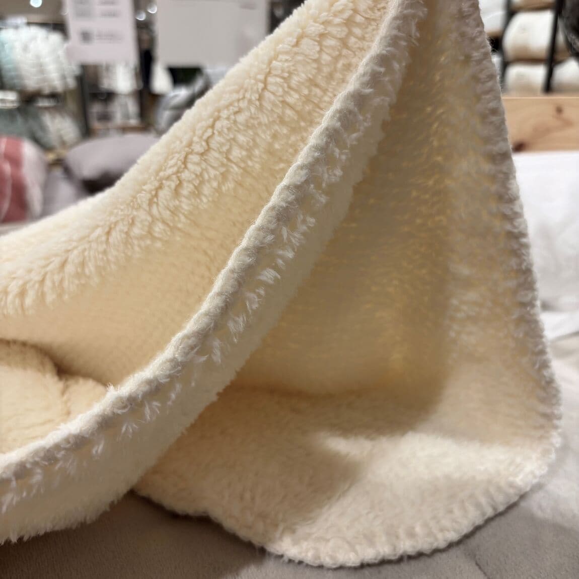 あたたかファイバー薄手毛布