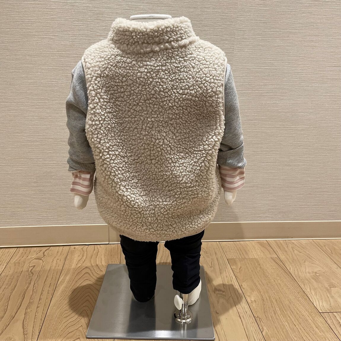 ボアフリースベスト