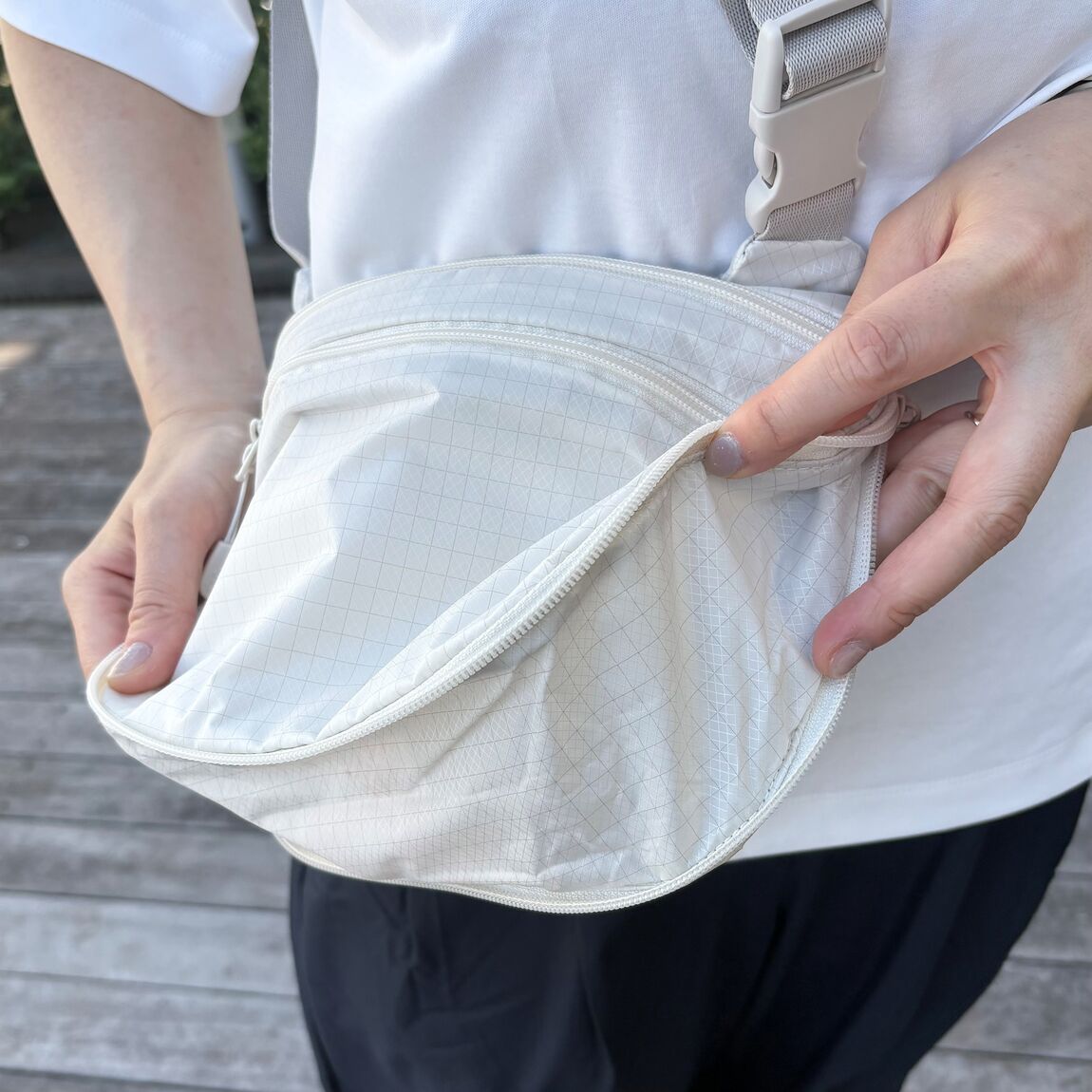 Tシャツ