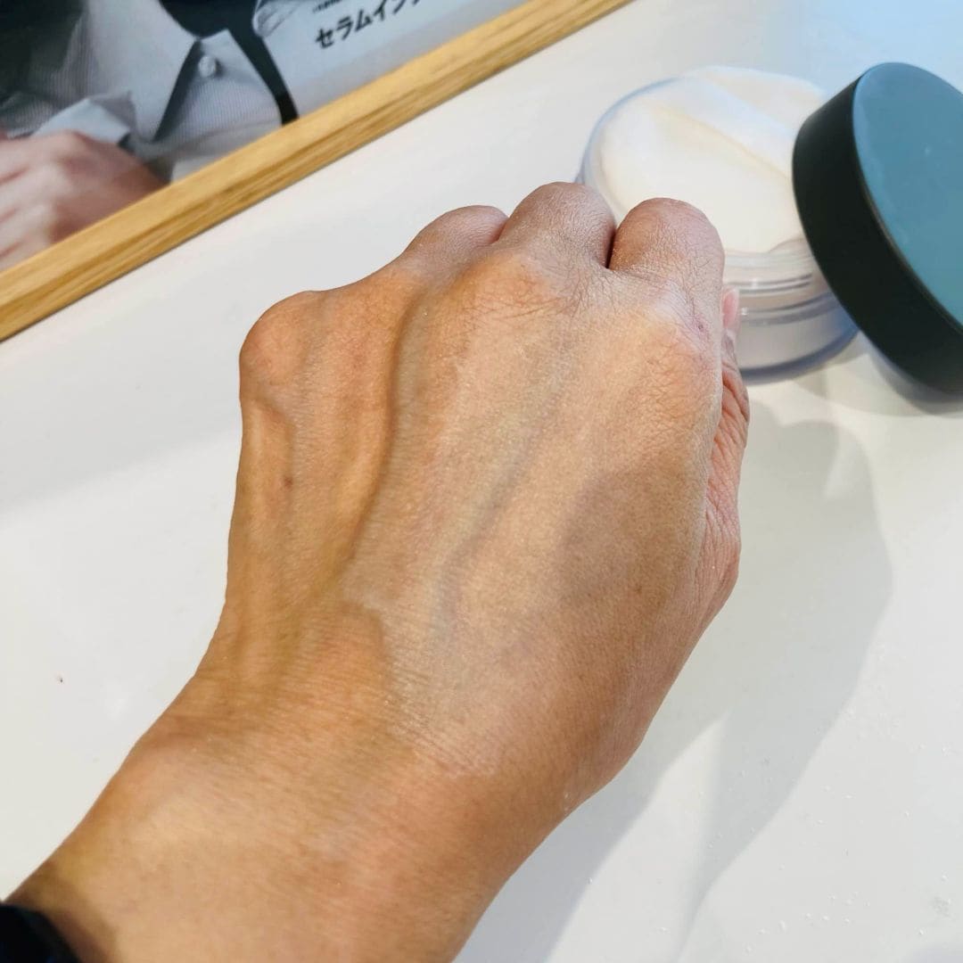 【二子玉川】新商品「セラムインベースメイク」_hYHy0B