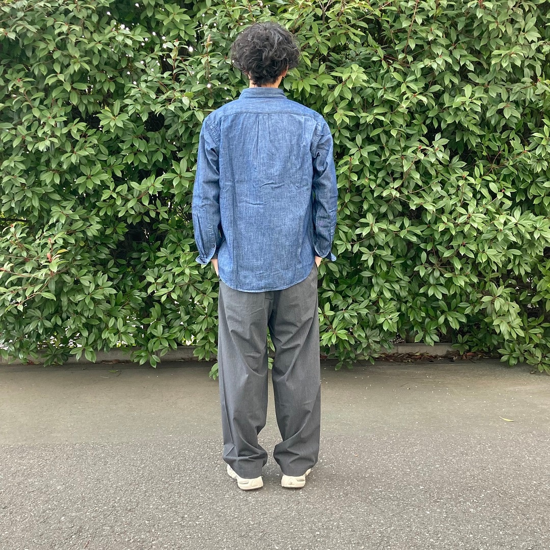 紳士　後ろ向き