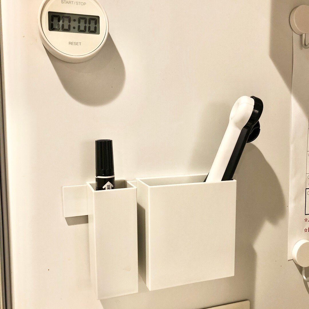 冷蔵庫の壁の収納