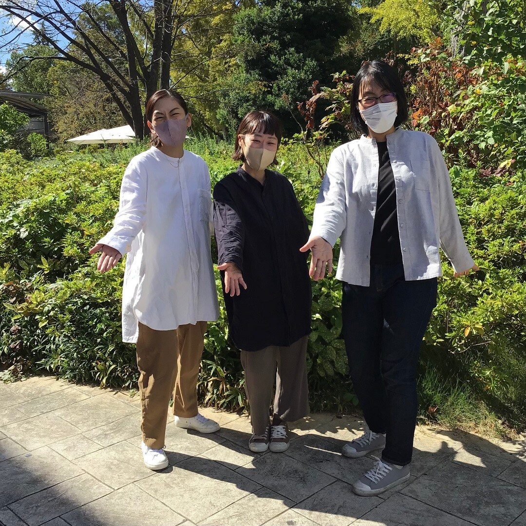 スタッフ着用