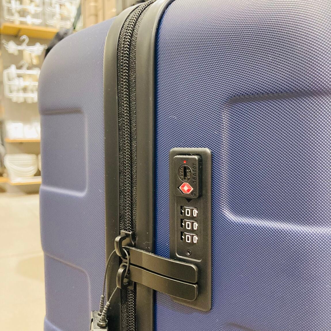 【ららぽーと名古屋みなとアクルス】旅のお供に。ハードキャリーケース_JE5PGo