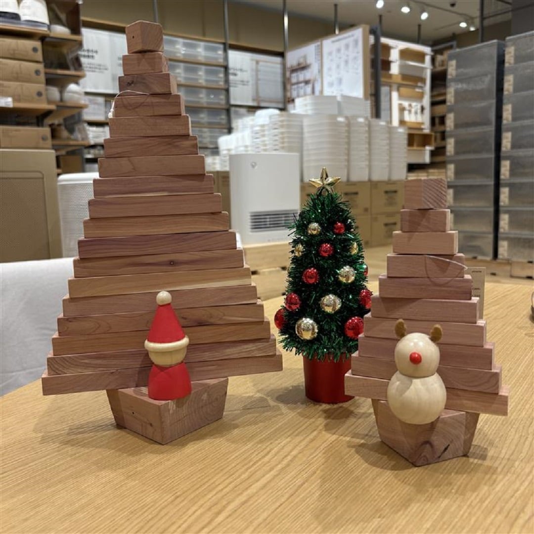 レッドシダーツリー大小平面