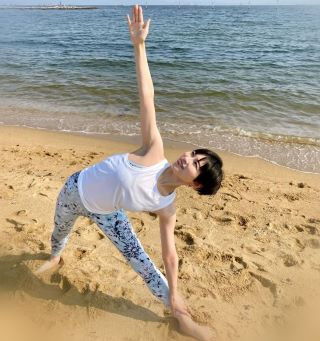 ヨガ講師市川さん画像