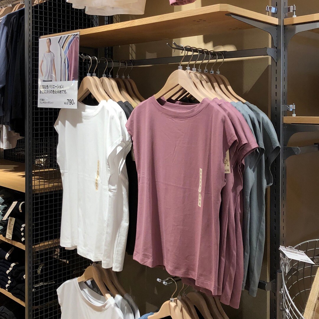 ハンギング売場
