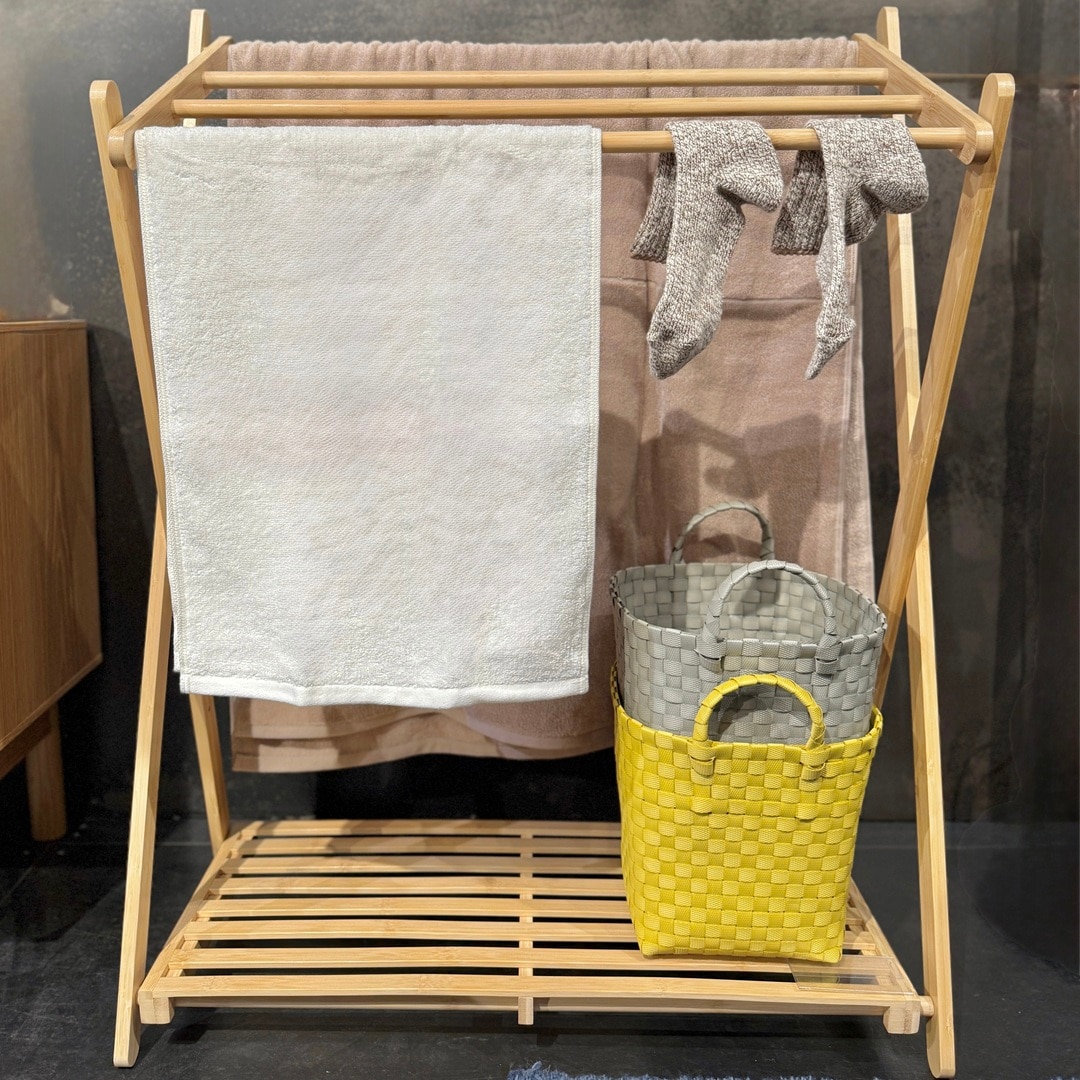 【銀座】環境に配慮した竹材の家具