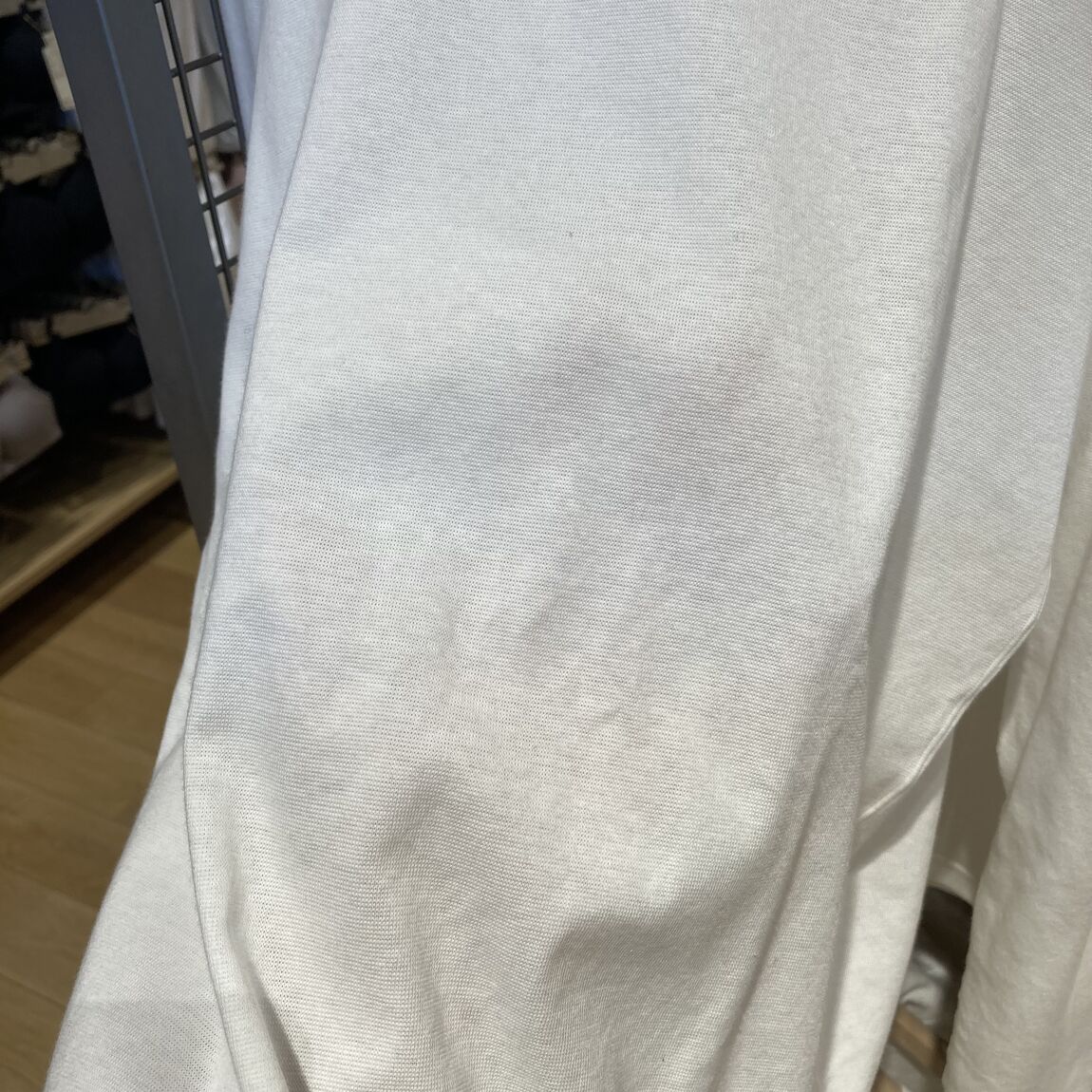 厚手　白　透け感