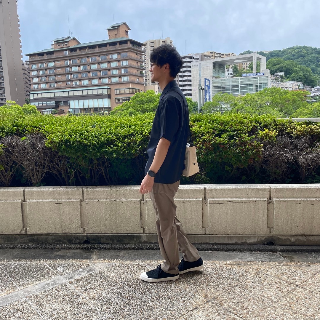 紳士服の紹介（左向き）