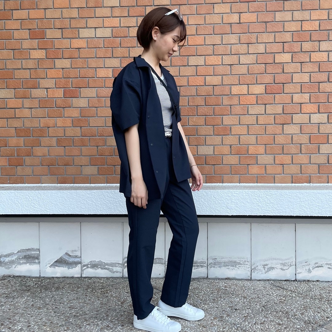 婦人 おたより 右向き