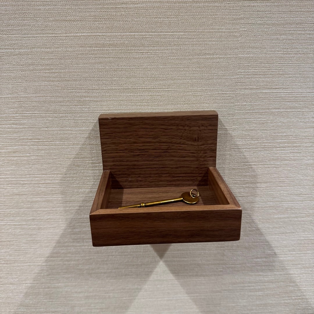 壁に付けられる家具