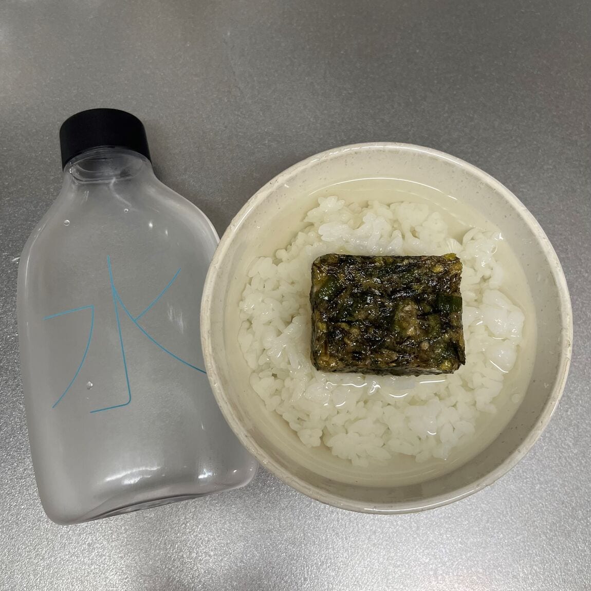 【ヨークタウン郡山桑野】暑い日におすすめの冷やし茶漬け