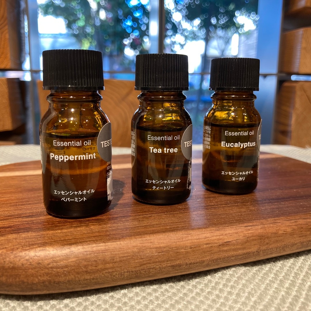 エッセンシャルオイル