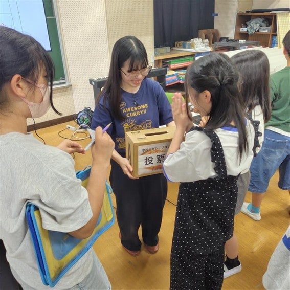 【ヨークベニマル小牛田】小学生が開発する「夢のレトルトカレー」レポート〜味決め編〜_Qh6geJ