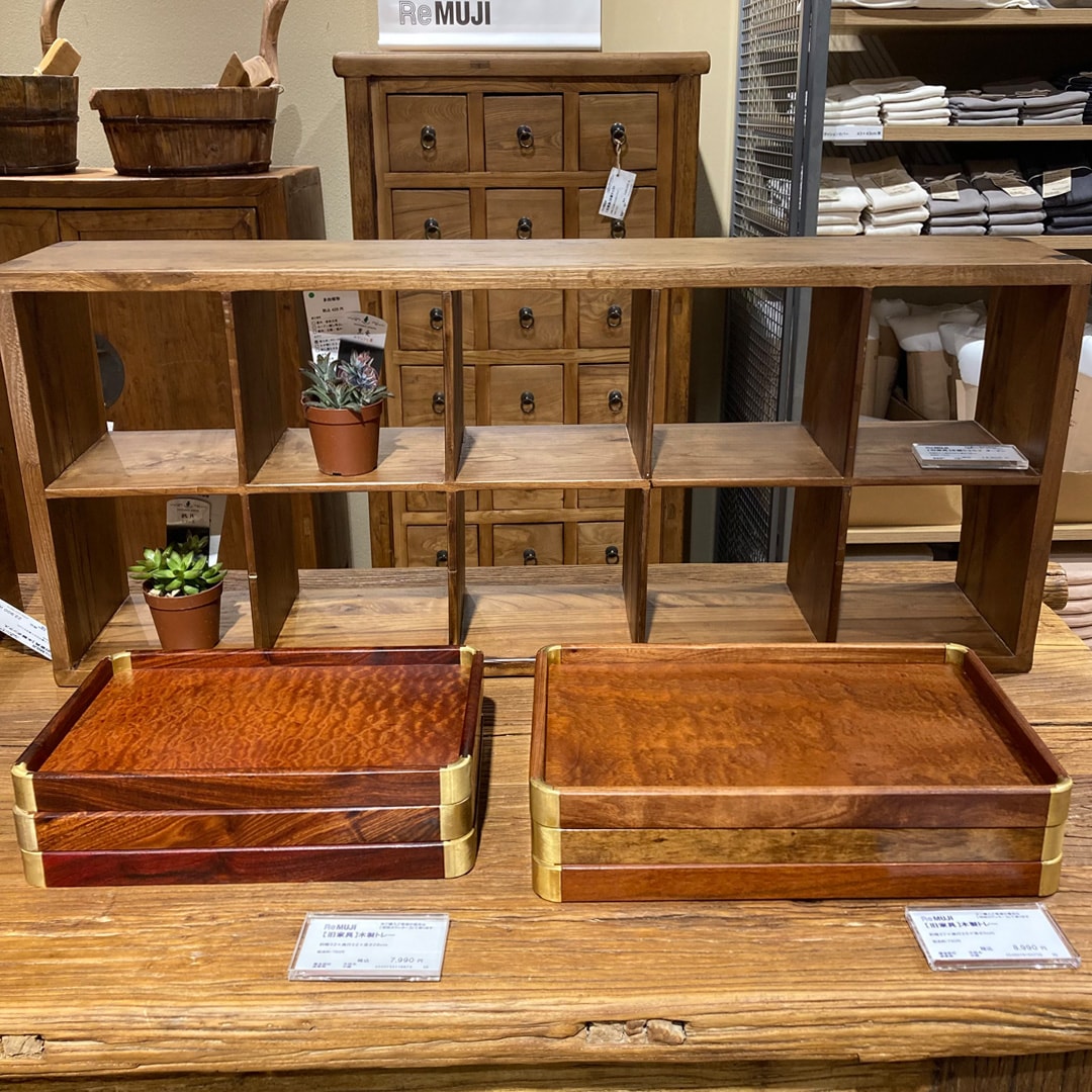 【マルエイガレリア】古家具に小さなサイズが入荷しました
