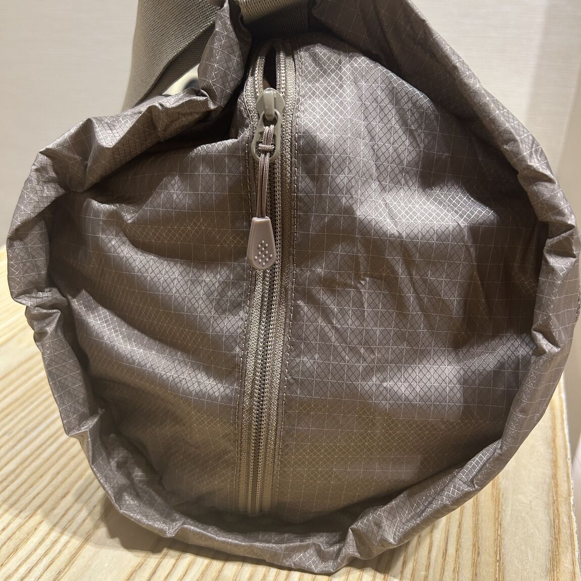 リップストップショルダーバッグ