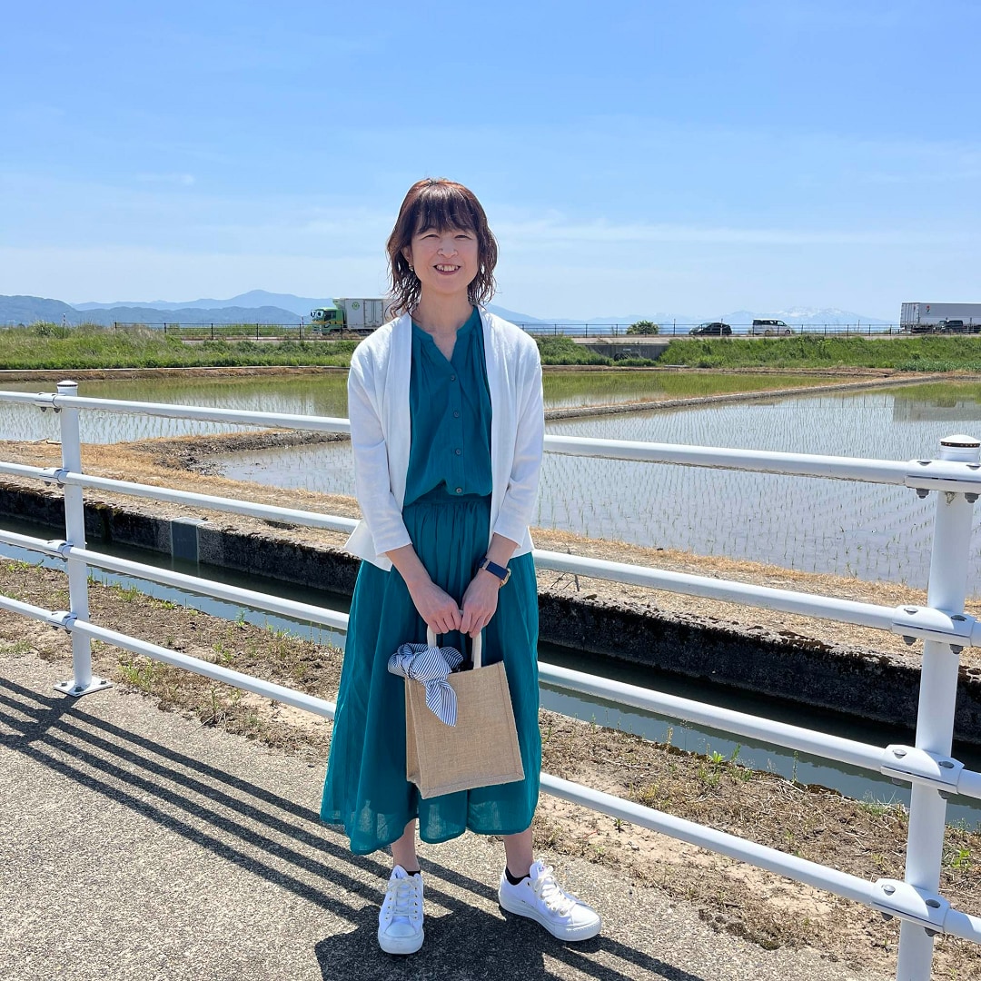 グリーン