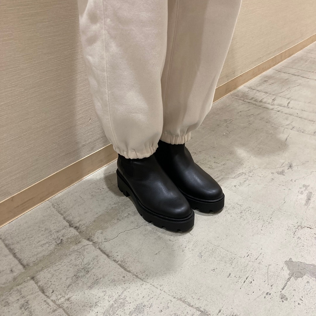 【コクーンシティさいたま新都心】162ｃｍ