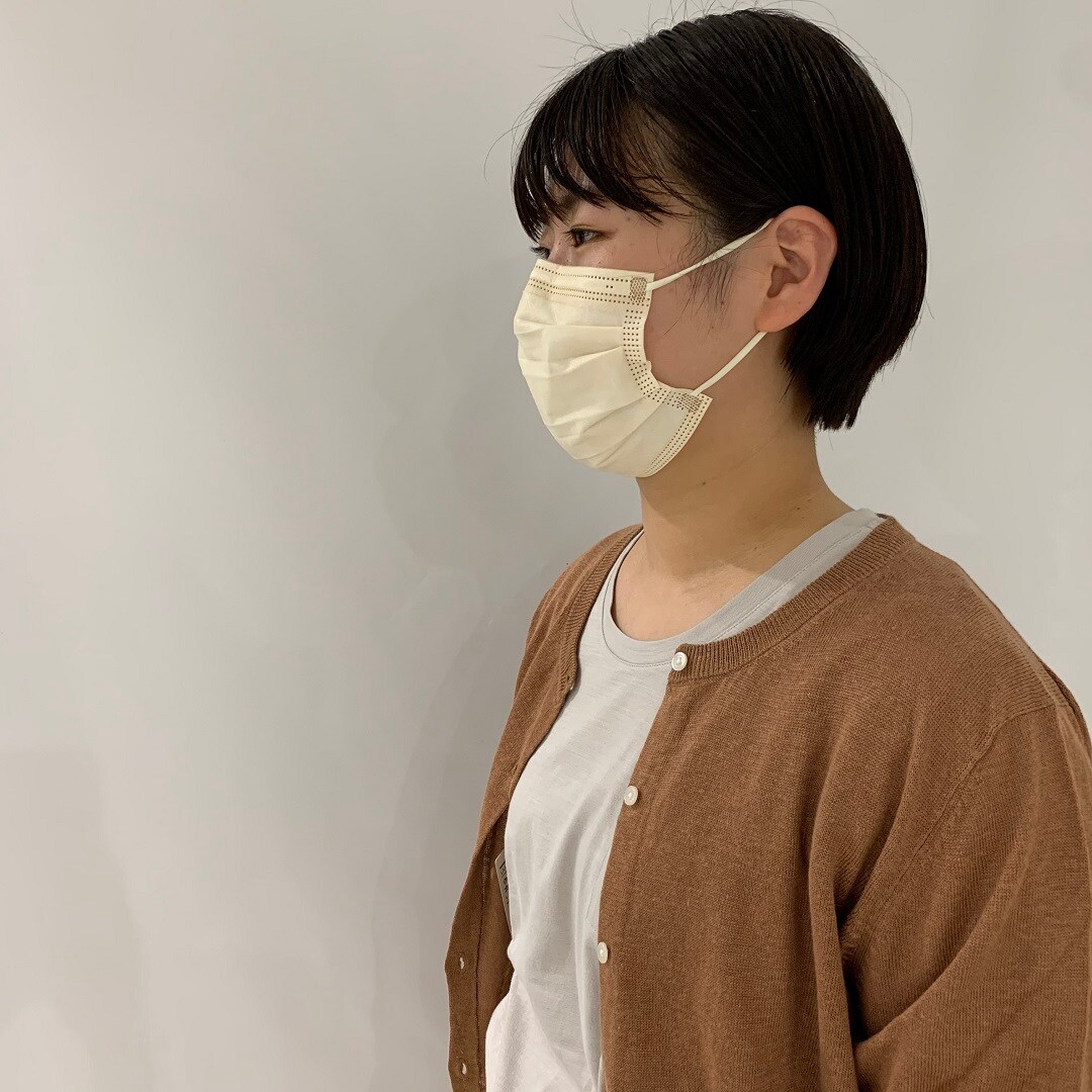 ムラ糸T　重ね着リネンコーデ
