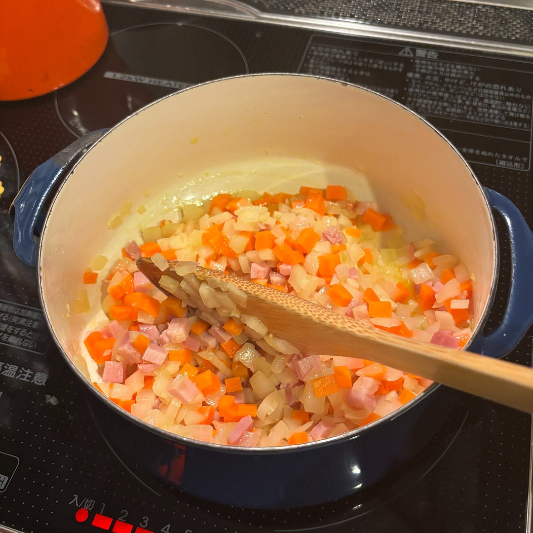 炒める