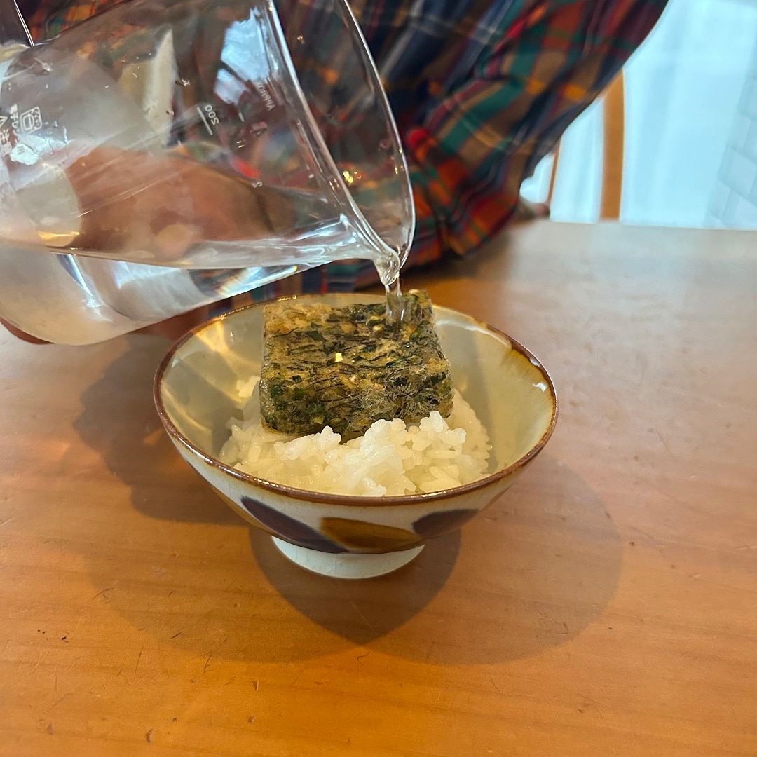 【アル・プラザ八日市】冷たい茶漬けが新発売しました
